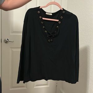 Michelle by Comune - Size Large Sweater